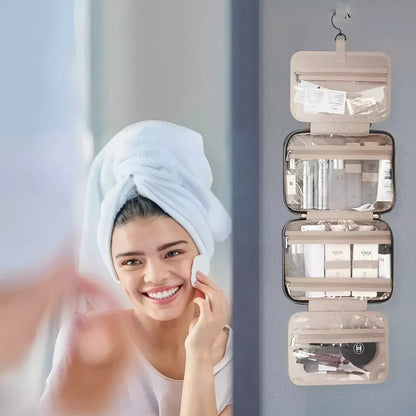 Necessaire de viagem pendurada com gancho giratório 360° em banheiro de hotel elegante
